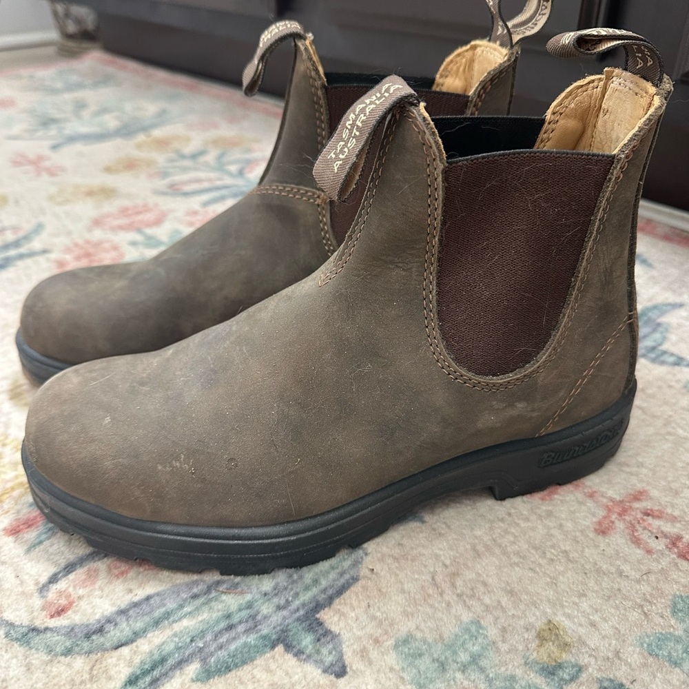Blundstone Size AUS/UK 4 Women’s 7 Men’s 5 Classic Chelsea Boots
